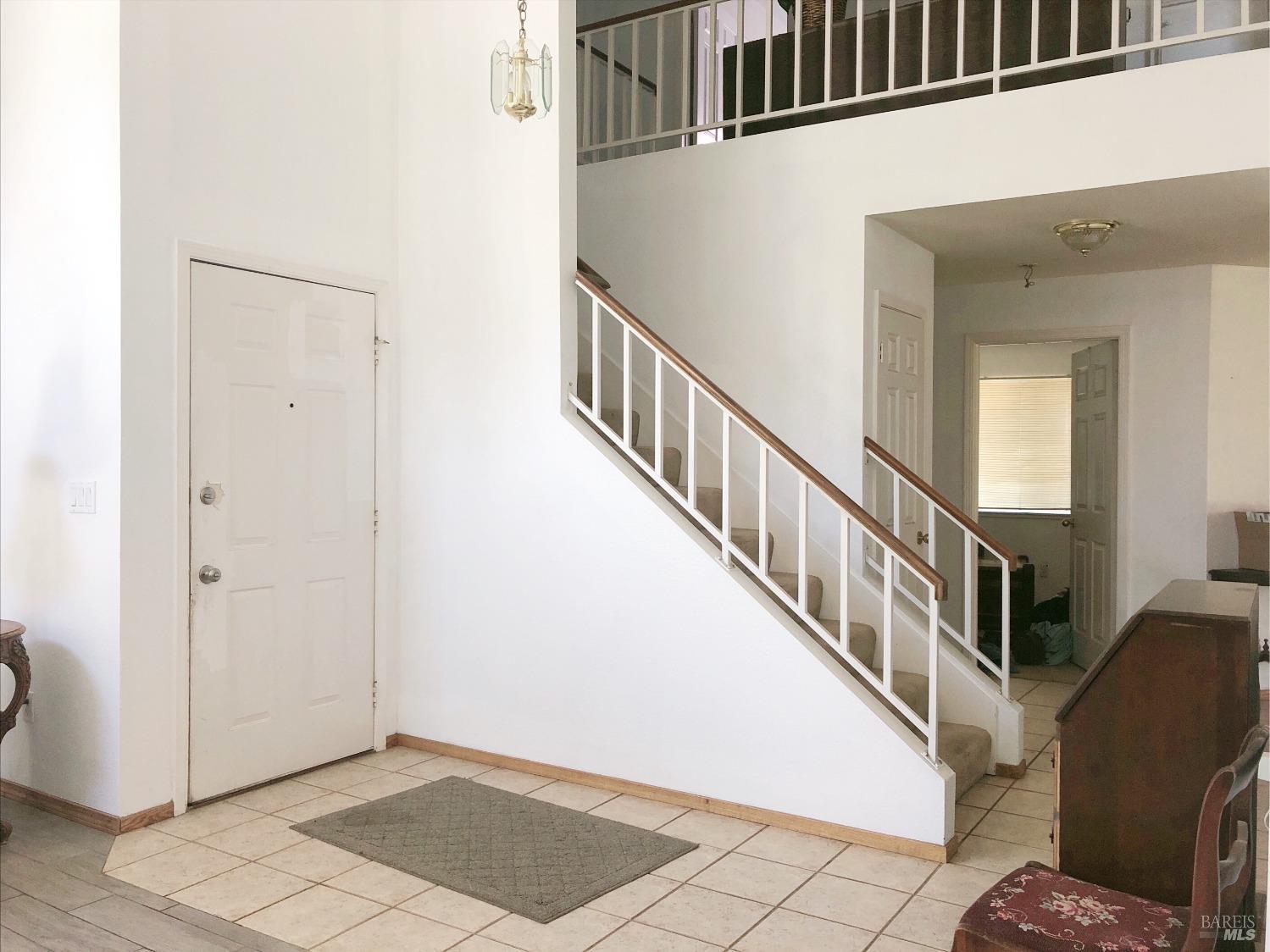 2441 Quail Hollow Dr