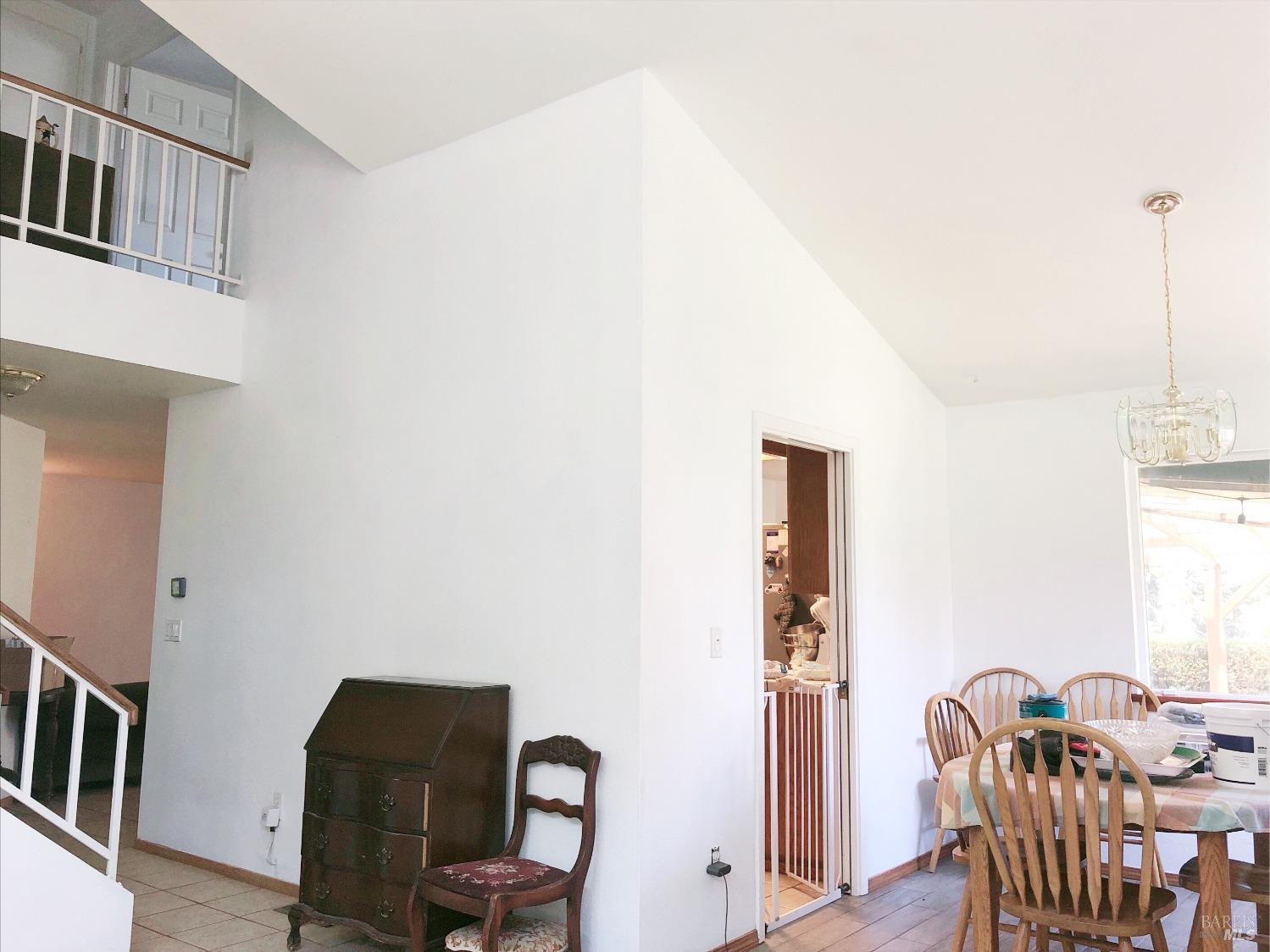 2441 Quail Hollow Dr