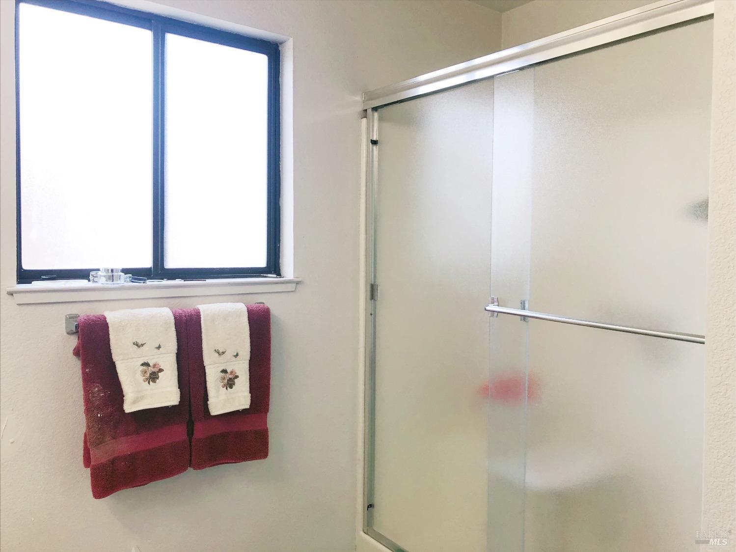 2441 Quail Hollow Dr