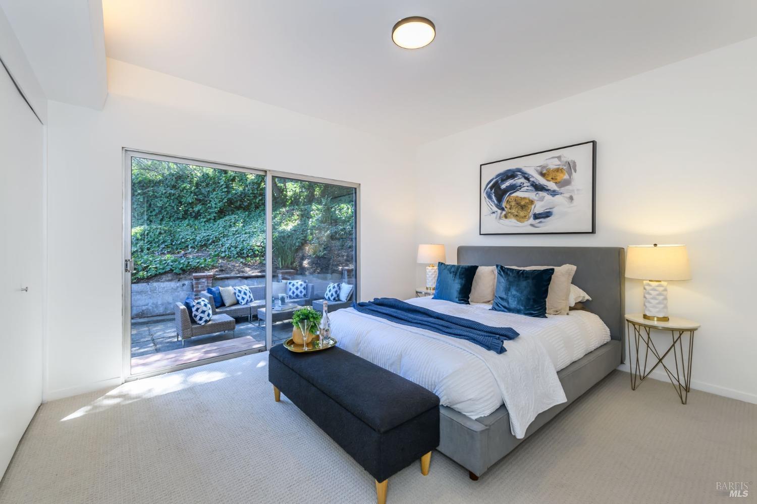 633 Manzanita Ave