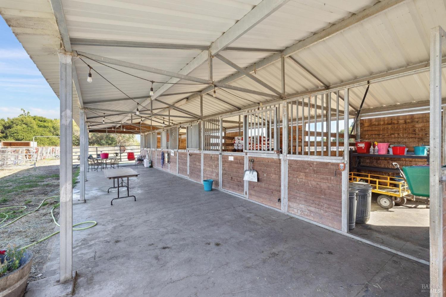 1199 Cuttings Wharf Rd