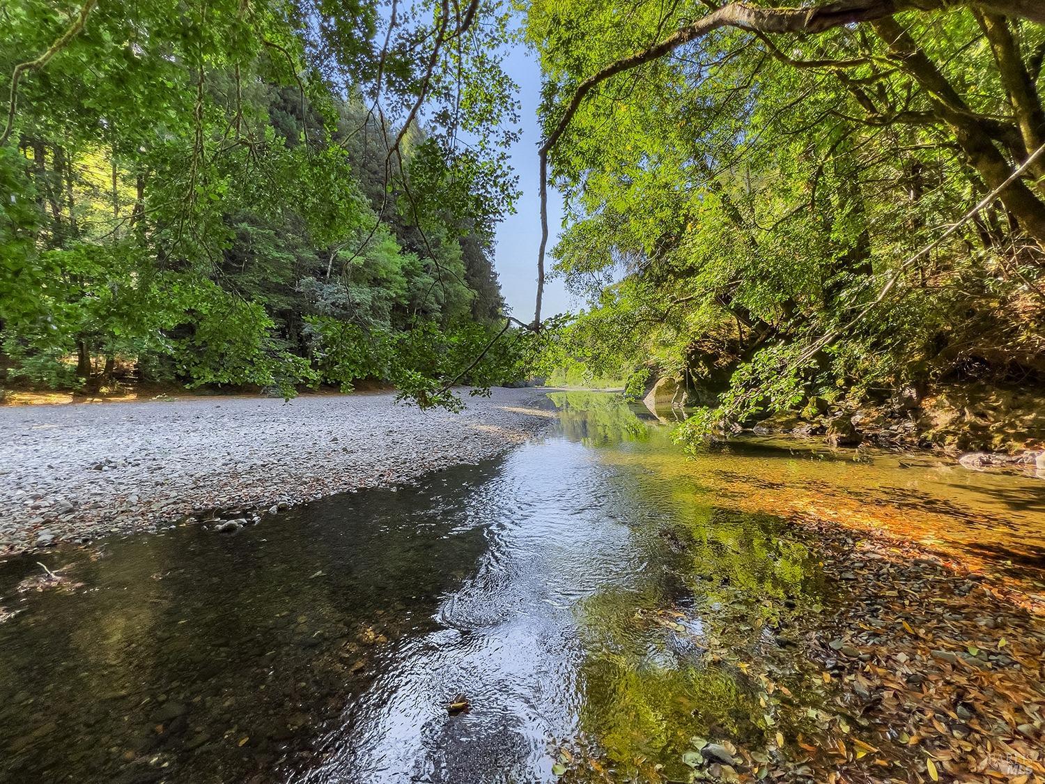 10 Sunrise Mountain Rd