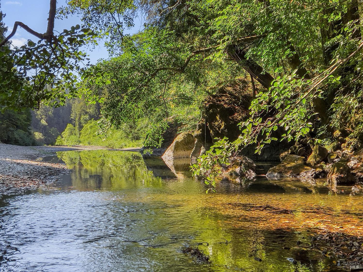 10 Sunrise Mountain Rd