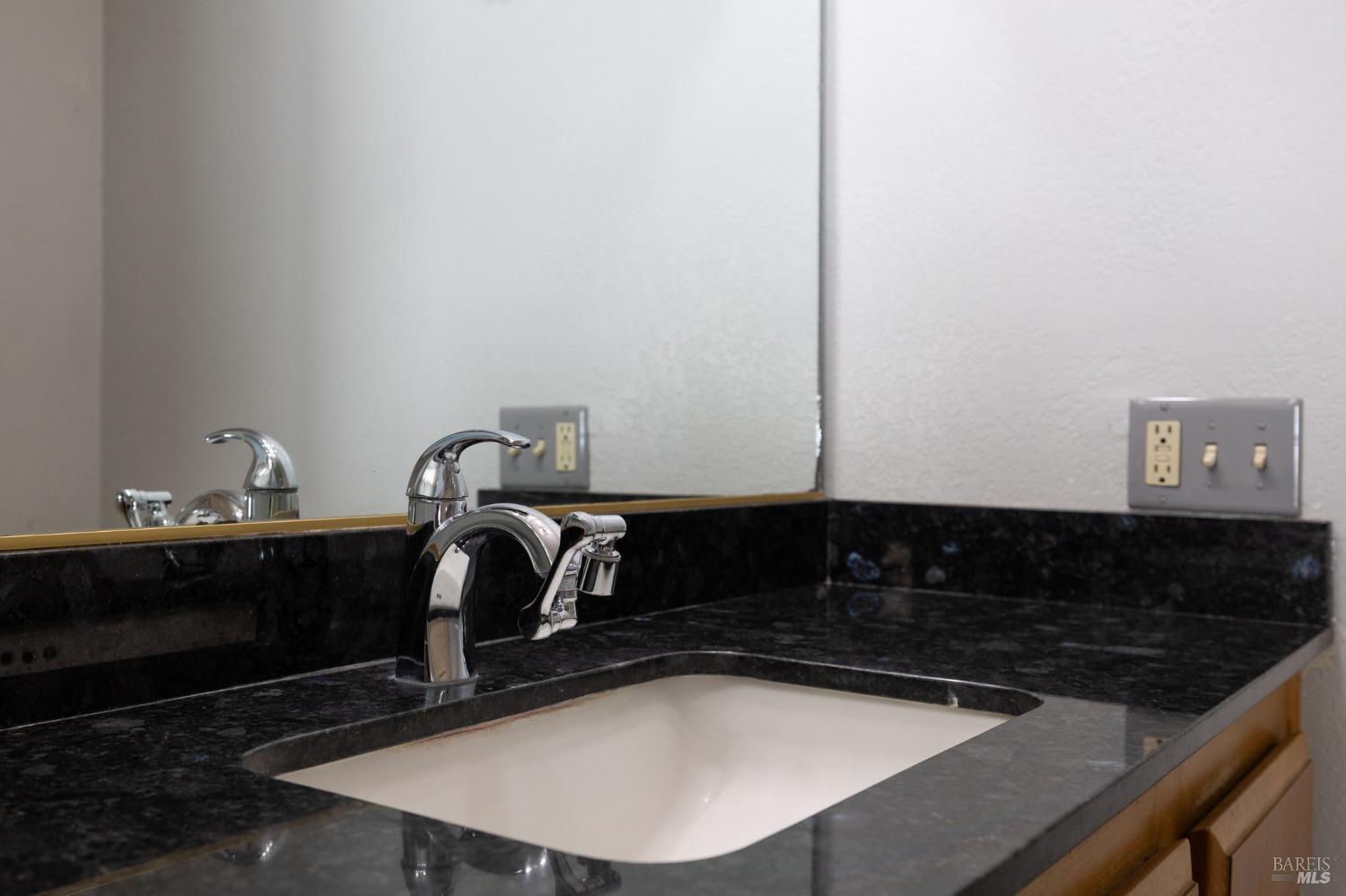 7771 Healdsburg Ave #34