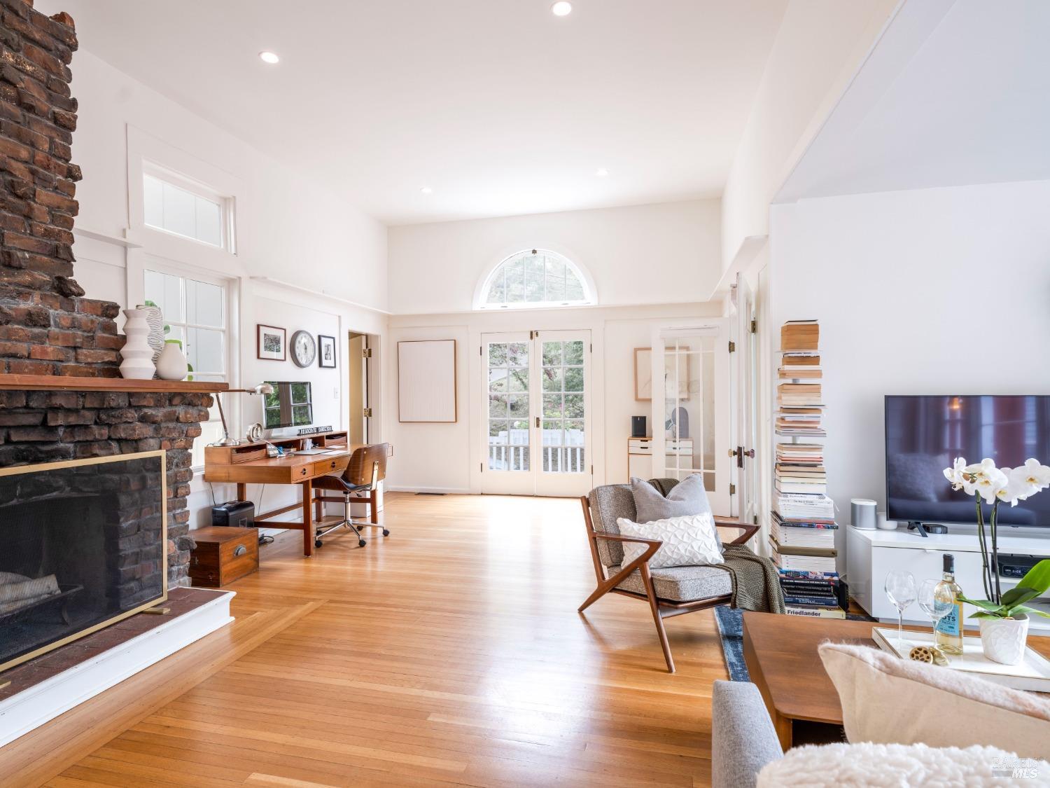 19 Lower Alcatraz Pl