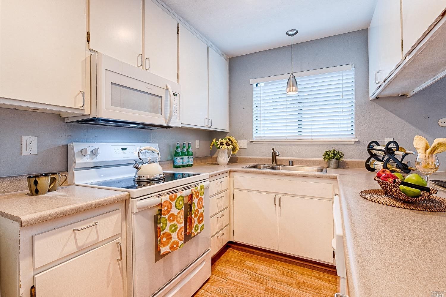 105 Virginia Ave #15