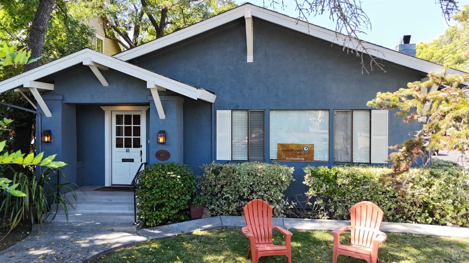 611 Humboldt St