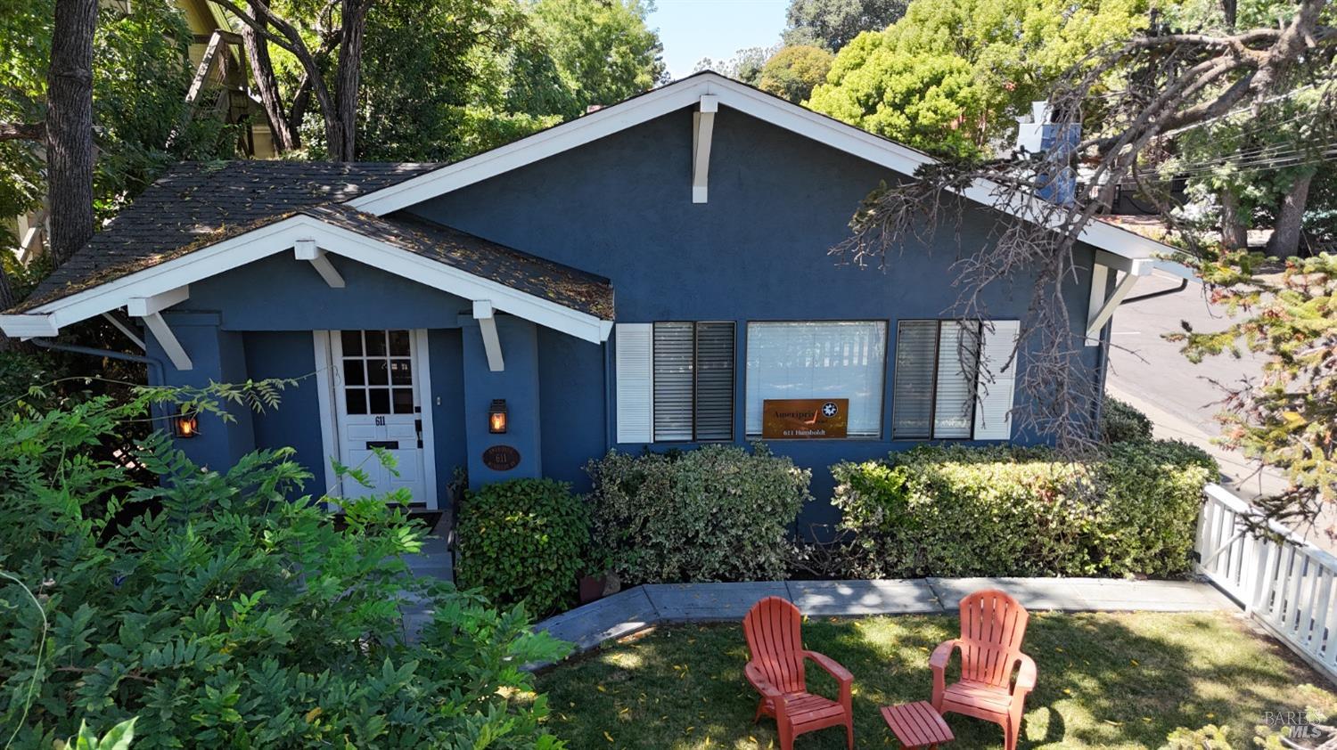 611 Humboldt St