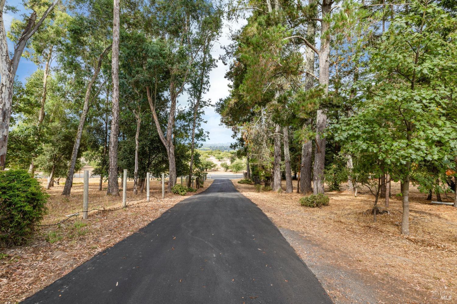 4401 Gravenstein Hwy N