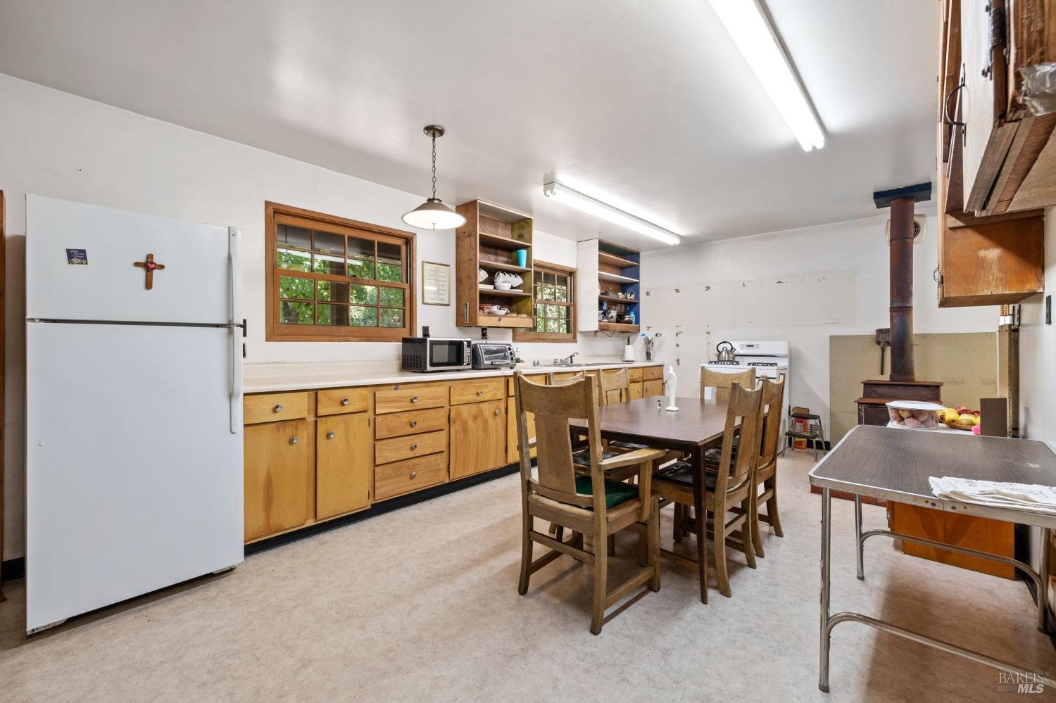 4401 Gravenstein Hwy N