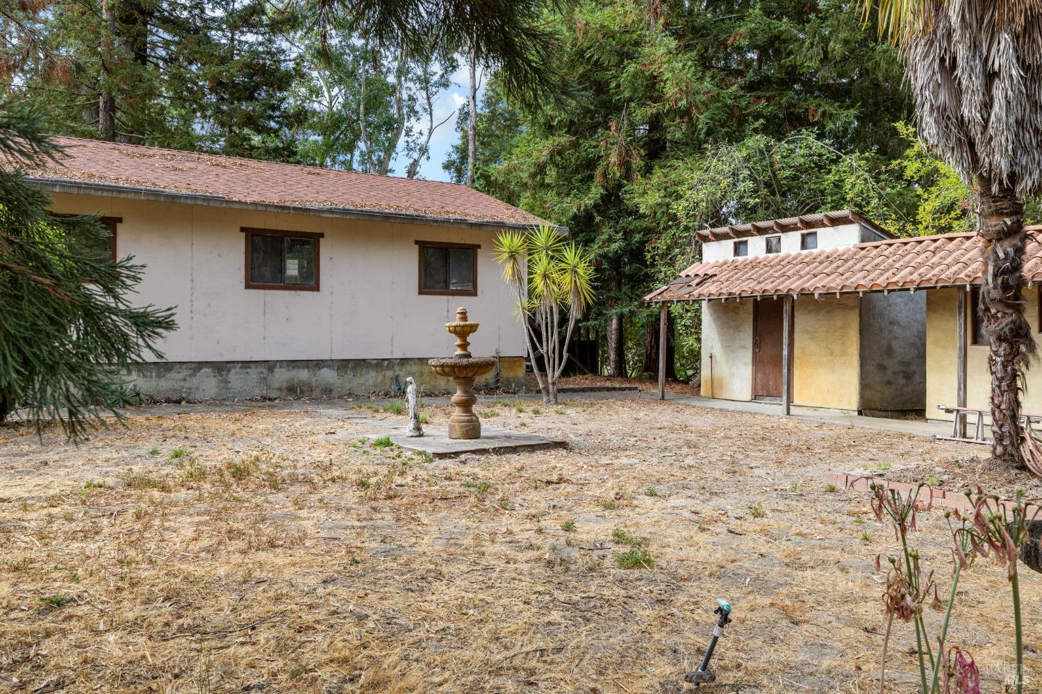 4401 Gravenstein Hwy N