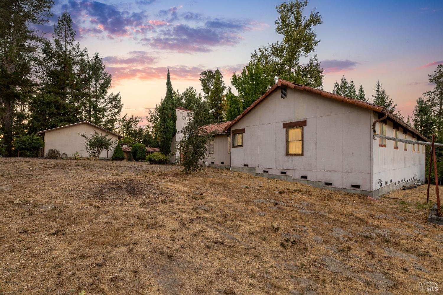 4401 Gravenstein Hwy N