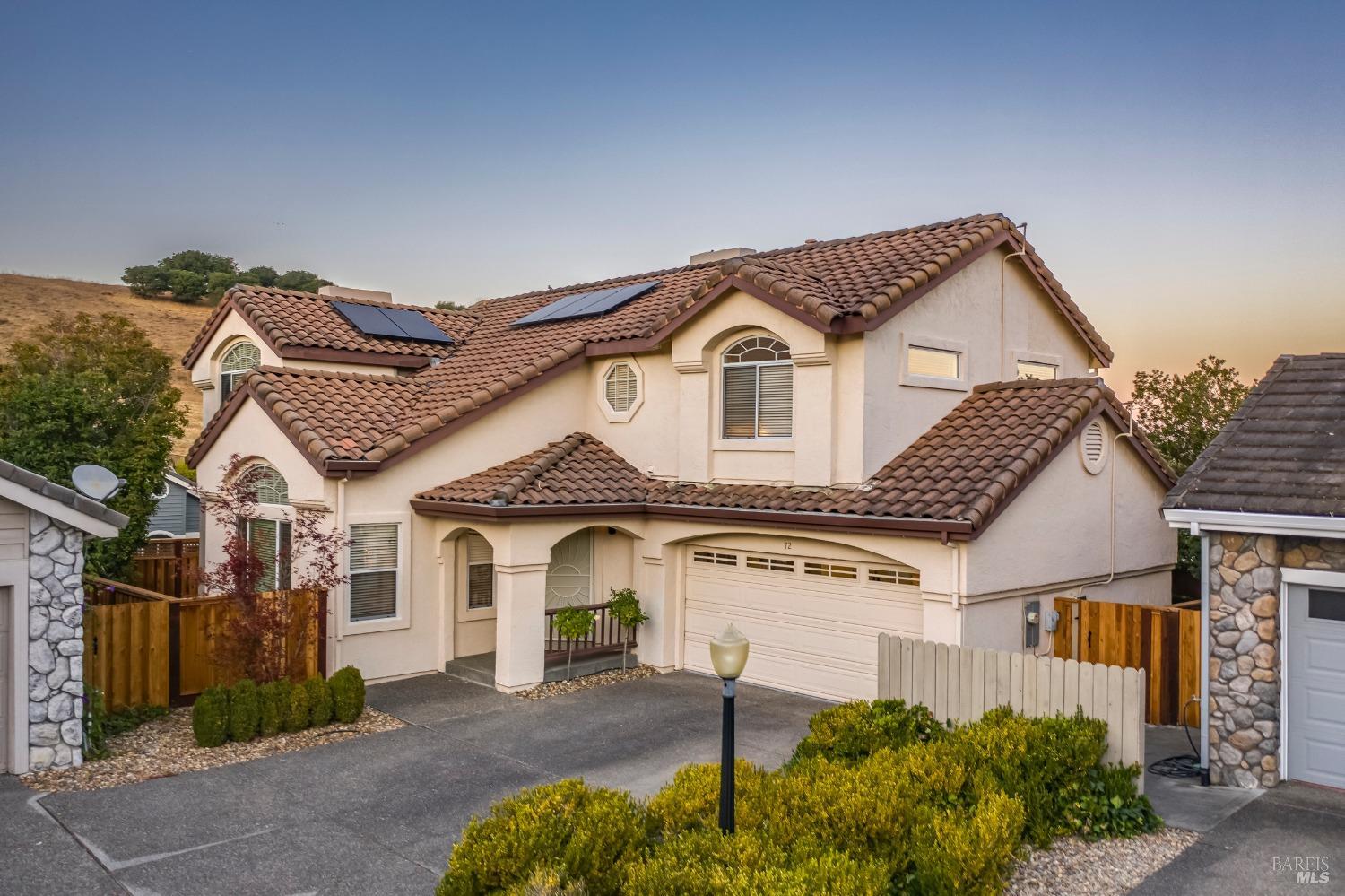 72 Windsor Ln