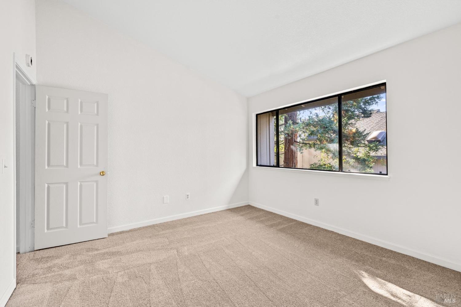 1909 Windmill Circle