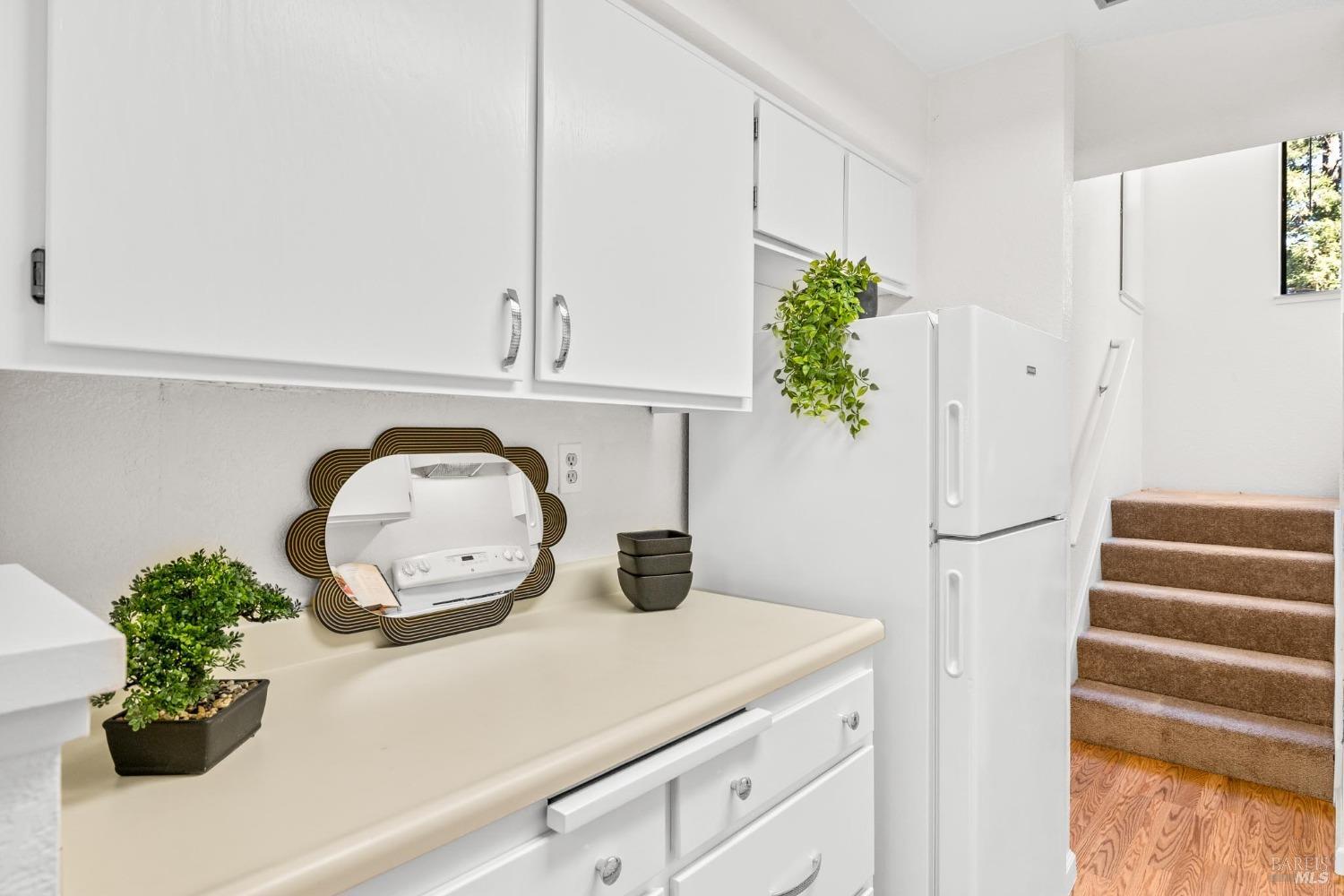 1909 Windmill Circle