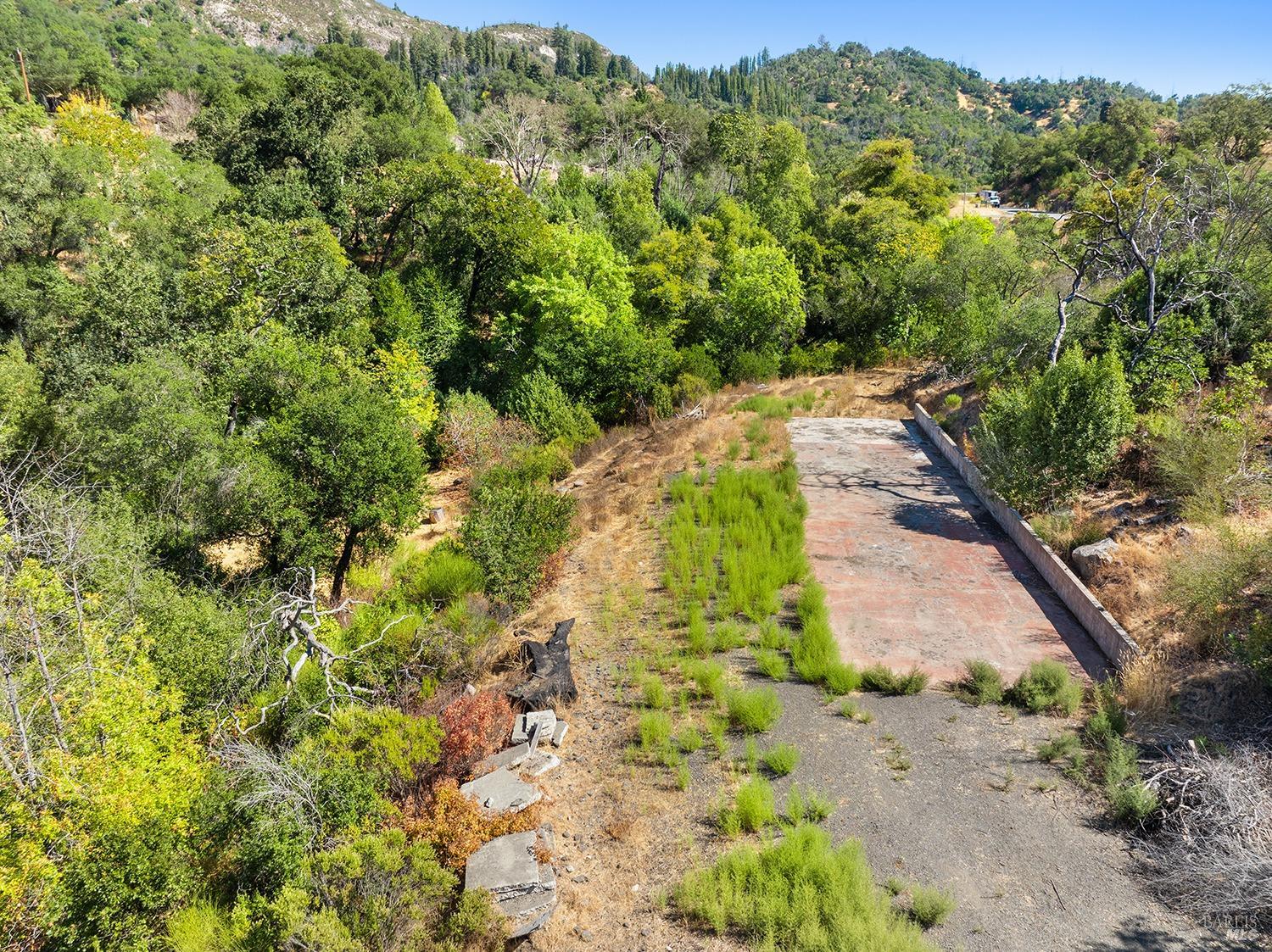 3701 Porter Creek Rd