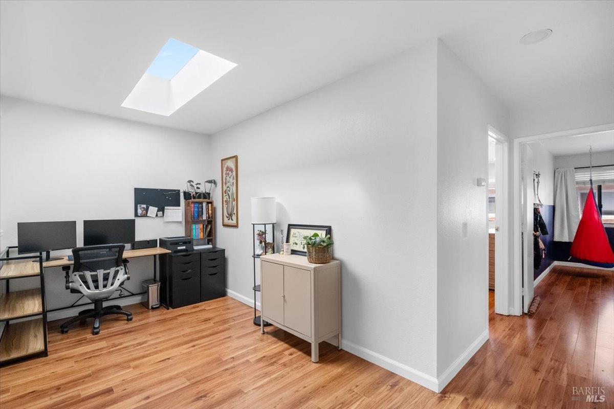 5014 Country Club Dr