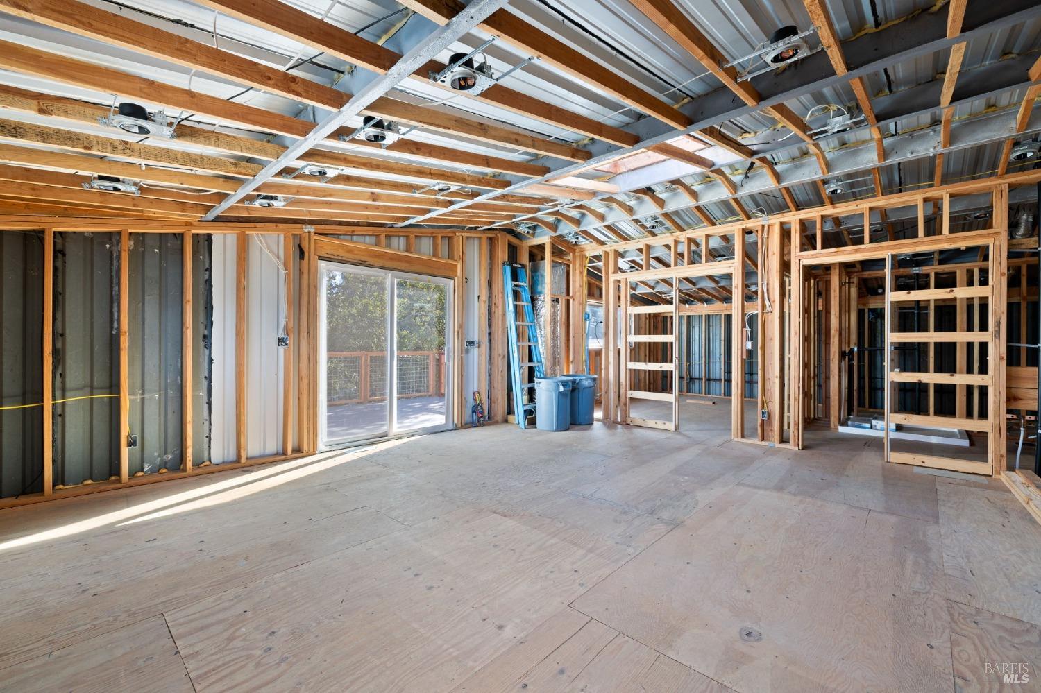 833 Gravenstein Hwy S