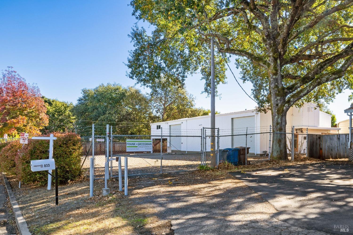 833 Gravenstein Hwy S