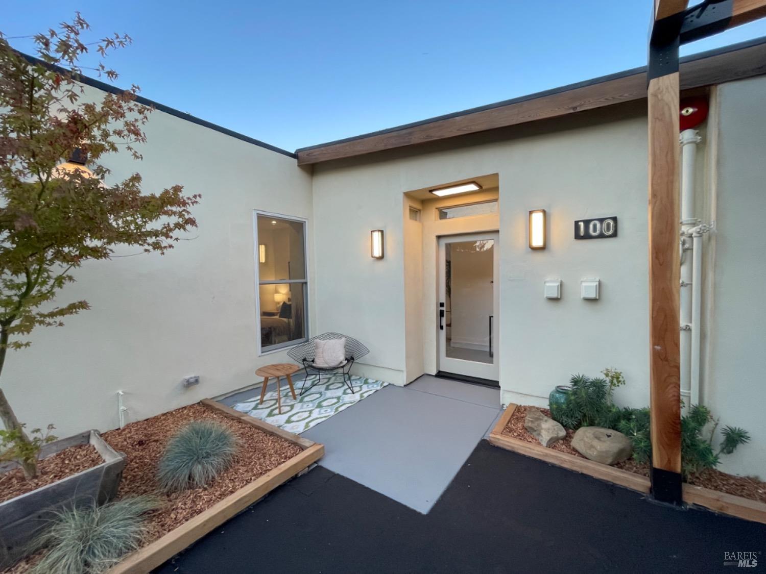 100 Madera Del Presidio Drive