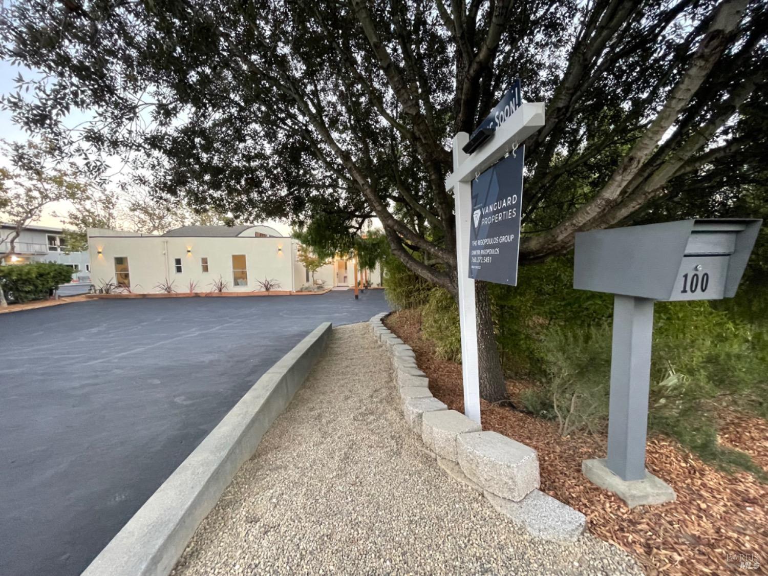 100 Madera Del Presidio Drive