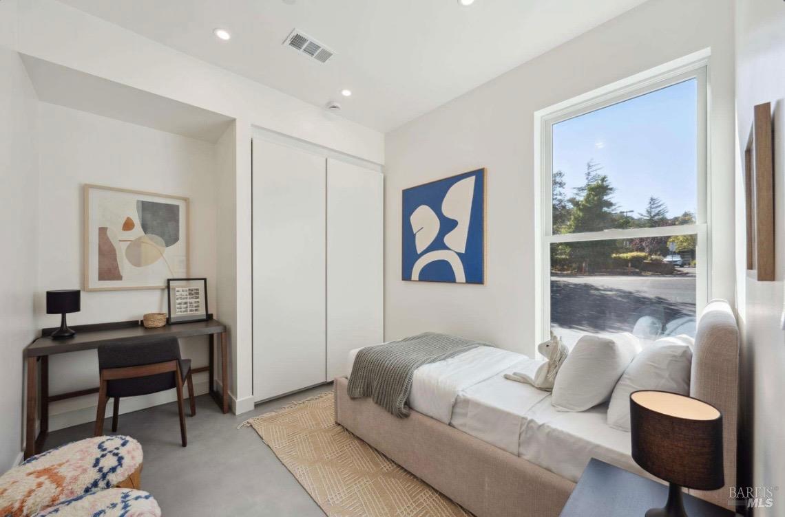 100 Madera Del Presidio Drive