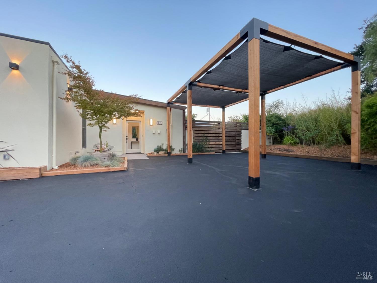 100 Madera Del Presidio Drive