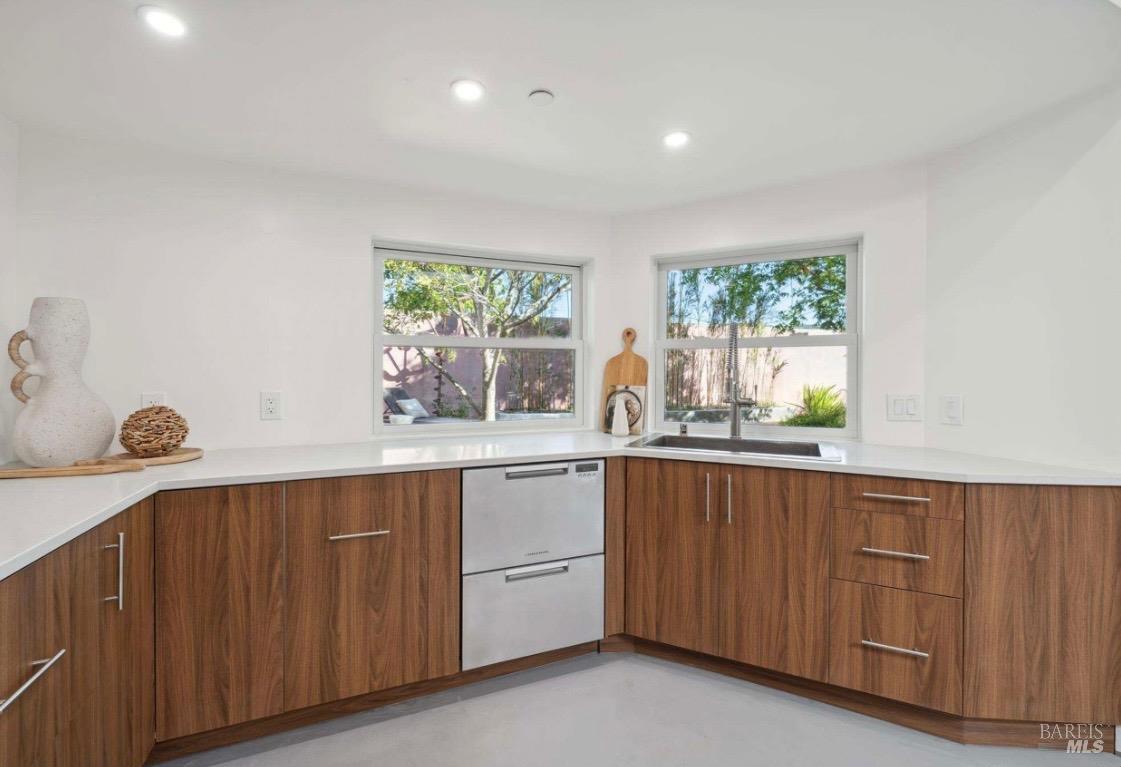 100 Madera Del Presidio Drive