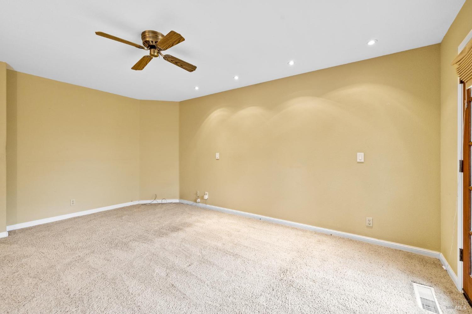 7905 Winter Born Way