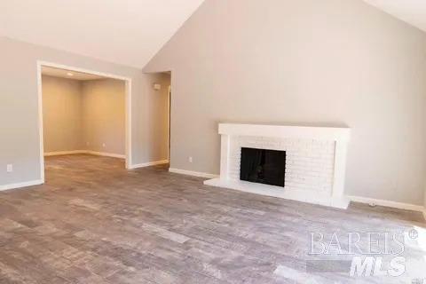 3 Oak Forest Ln