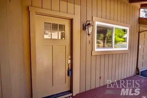 3 Oak Forest Ln