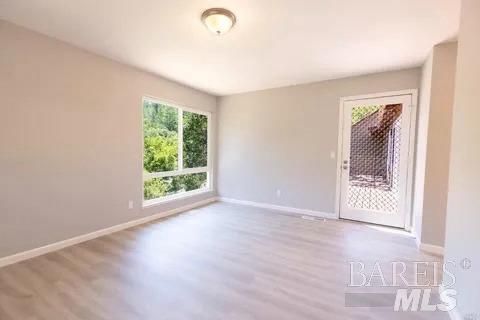 3 Oak Forest Ln