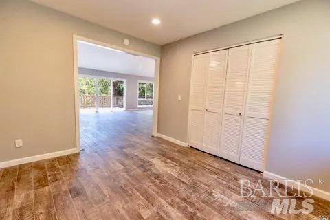 3 Oak Forest Ln