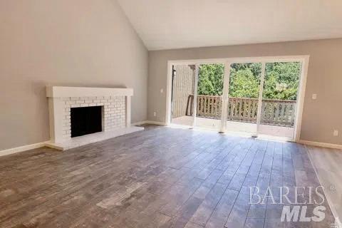3 Oak Forest Ln