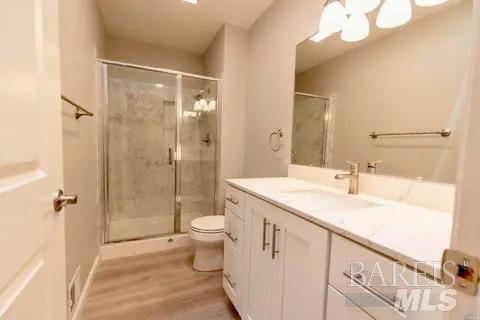 3 Oak Forest Ln