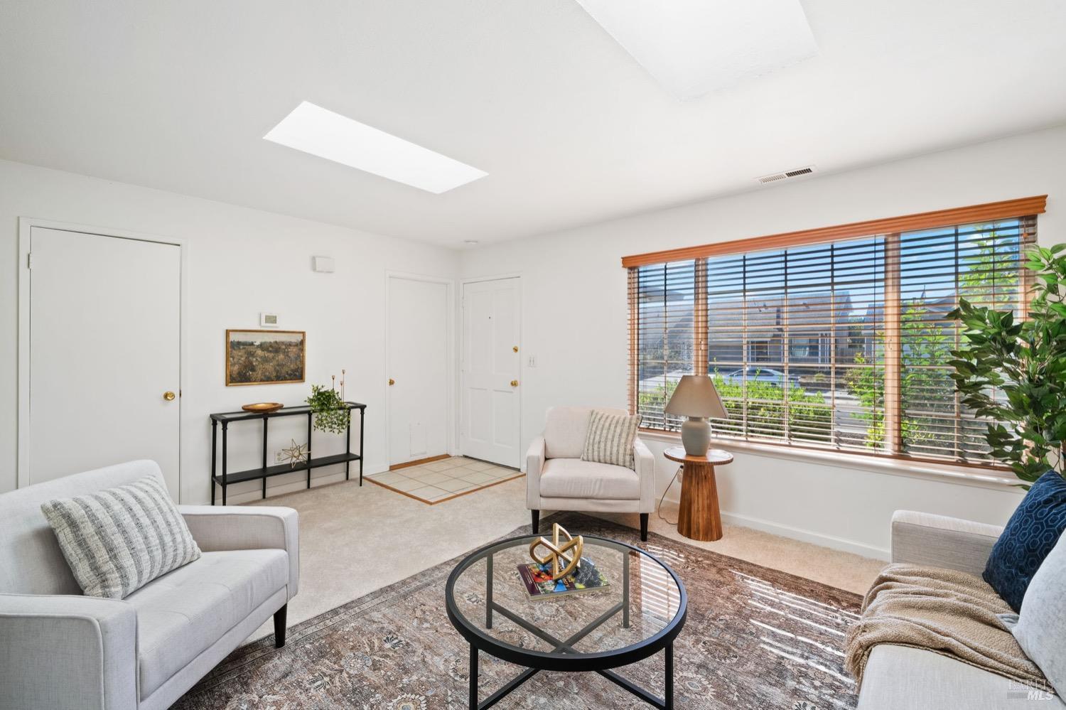 1030 Camino Coronado