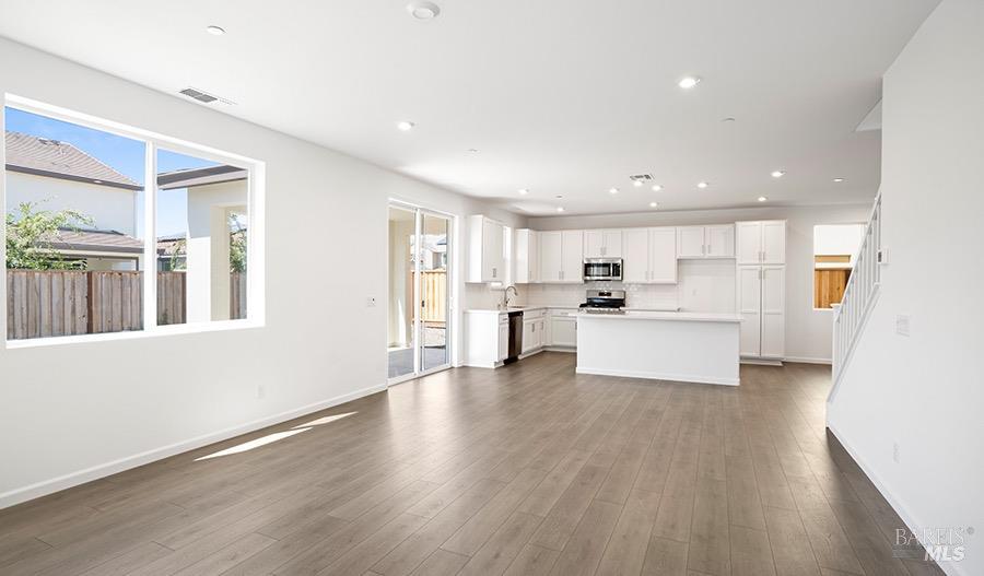 6207 Olympic Pl