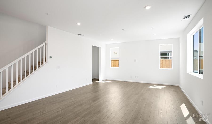 6207 Olympic Pl