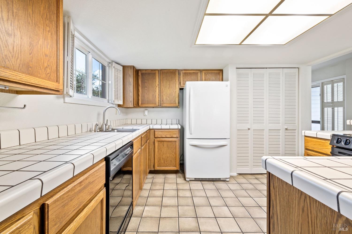 5166 Firestone Pl