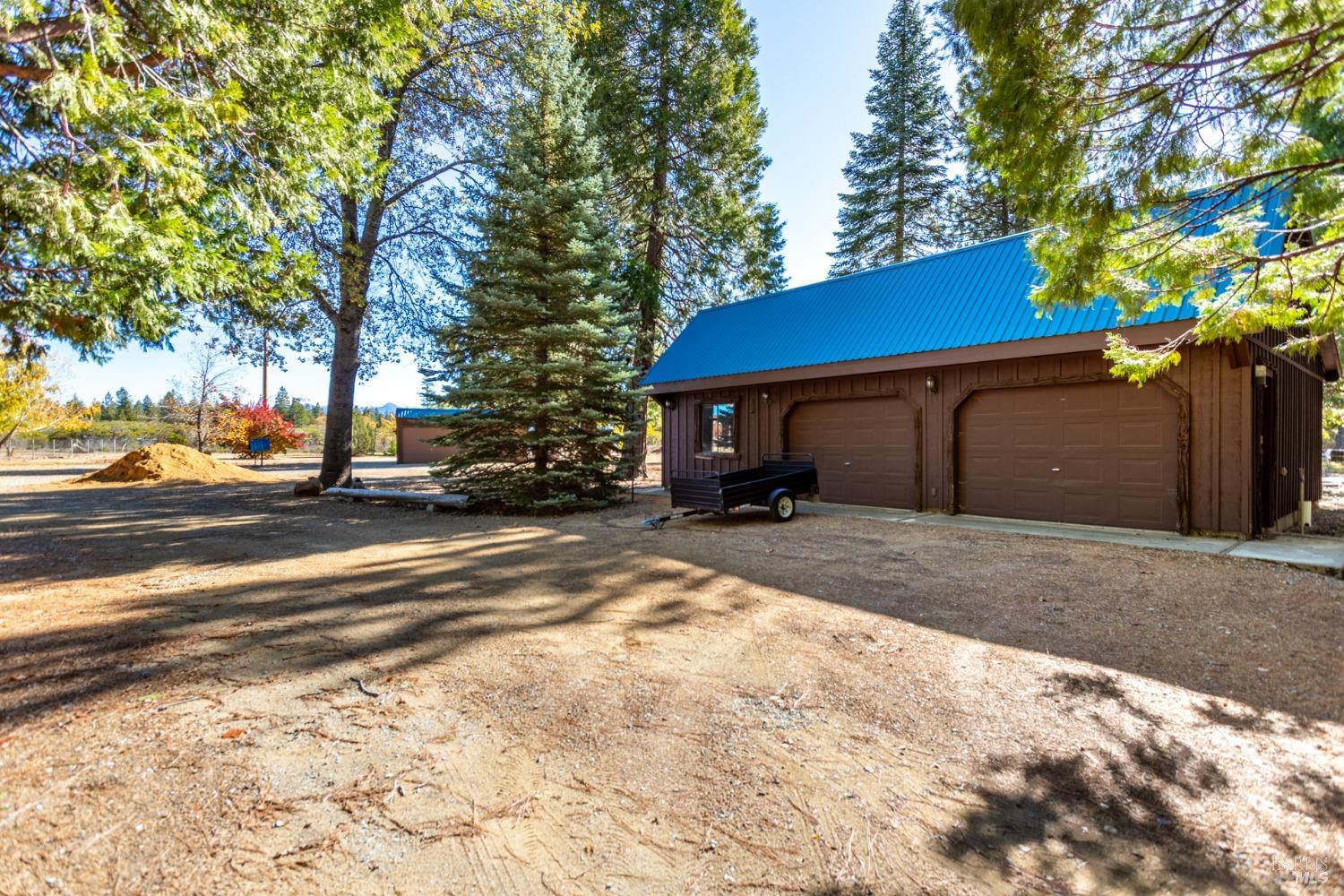 8067 Sky Tree Ln