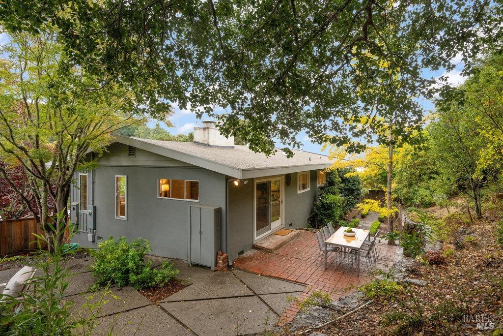 118 Kipling Drive