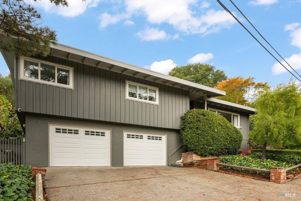 118 Kipling Drive