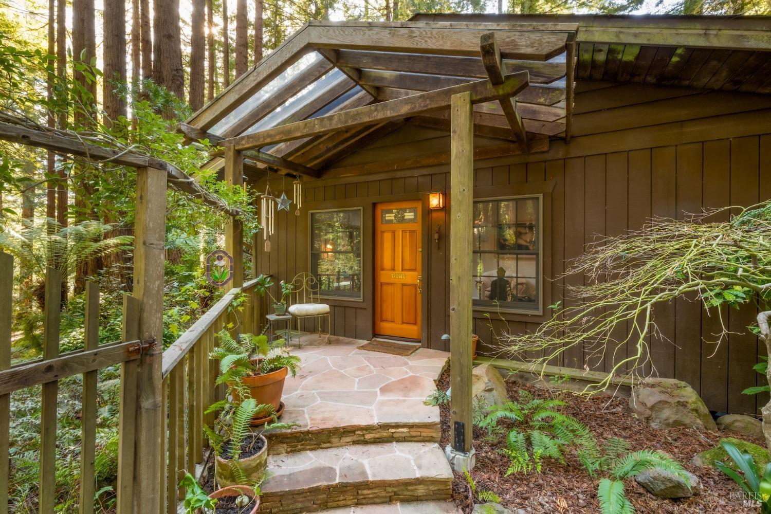 2033 Joy Ridge Rd