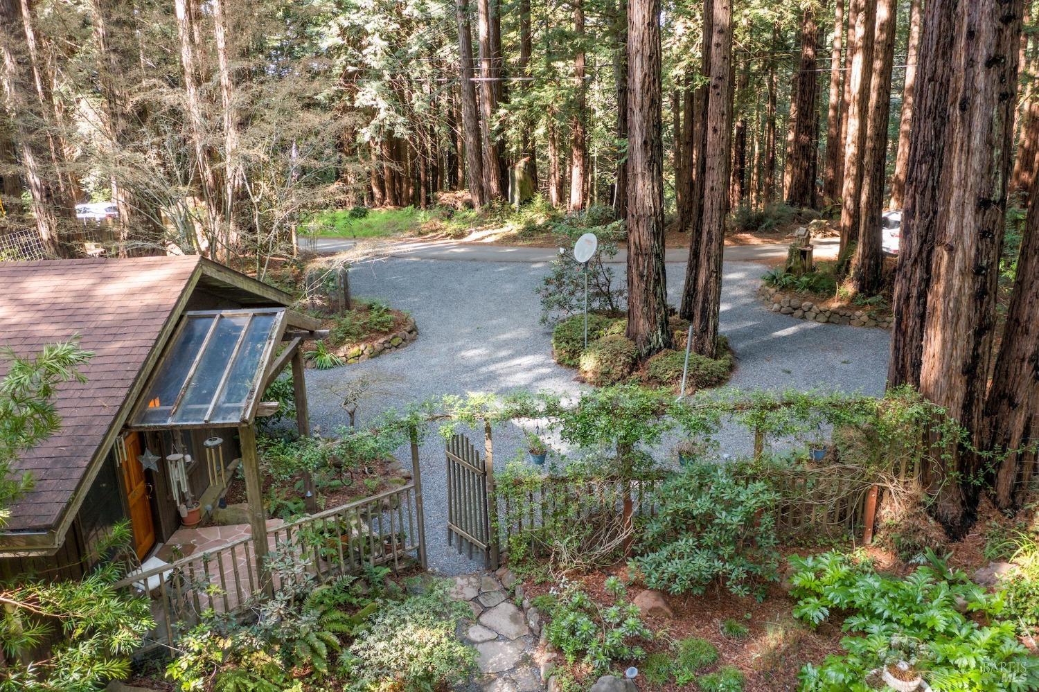 2033 Joy Ridge Rd