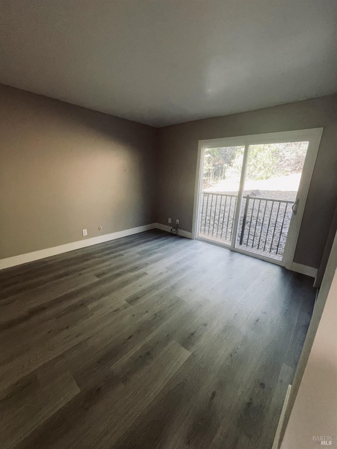 20 Luna Ln #1