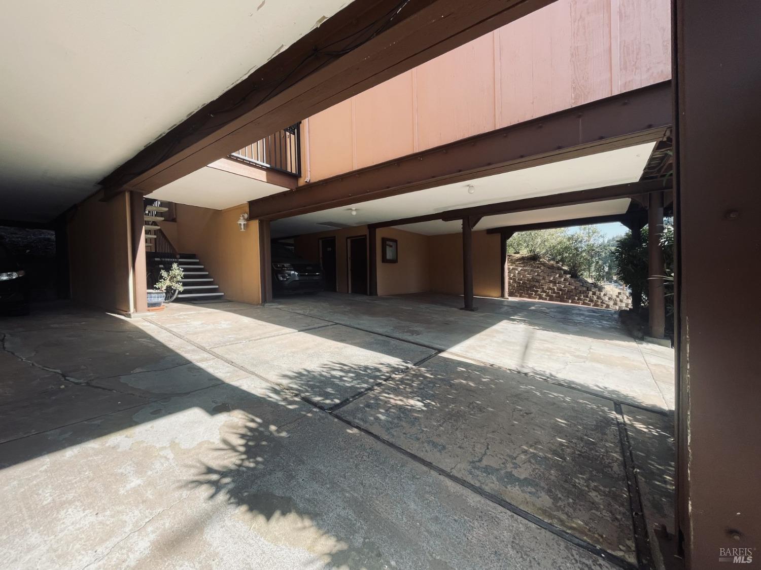 20 Luna Ln #1