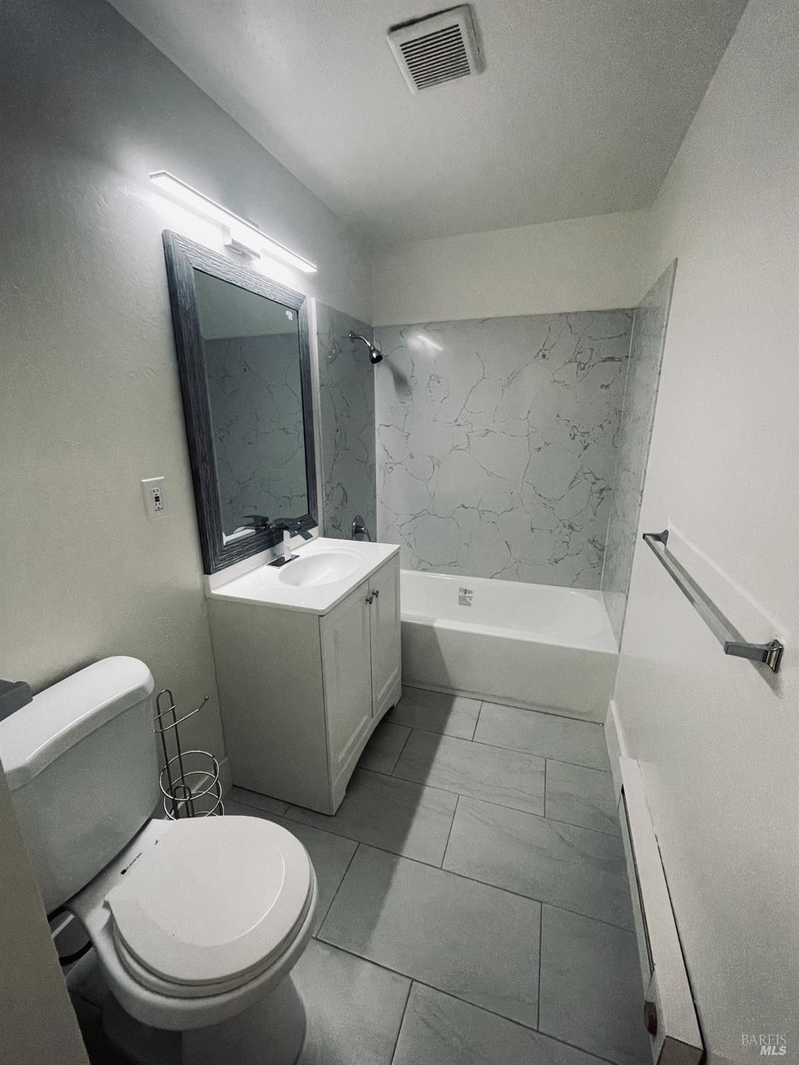 20 Luna Ln #1