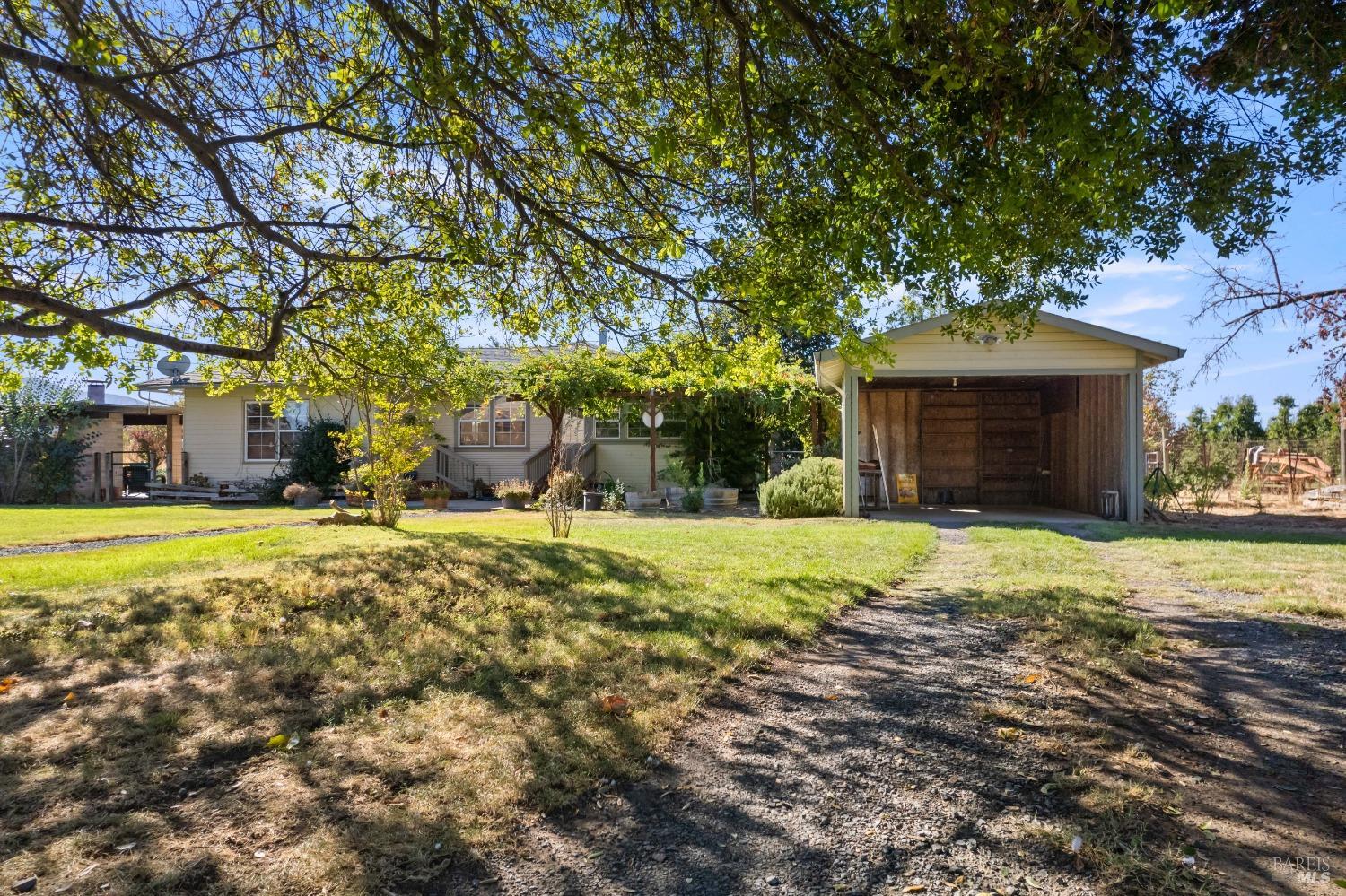 3560 Benson Ln