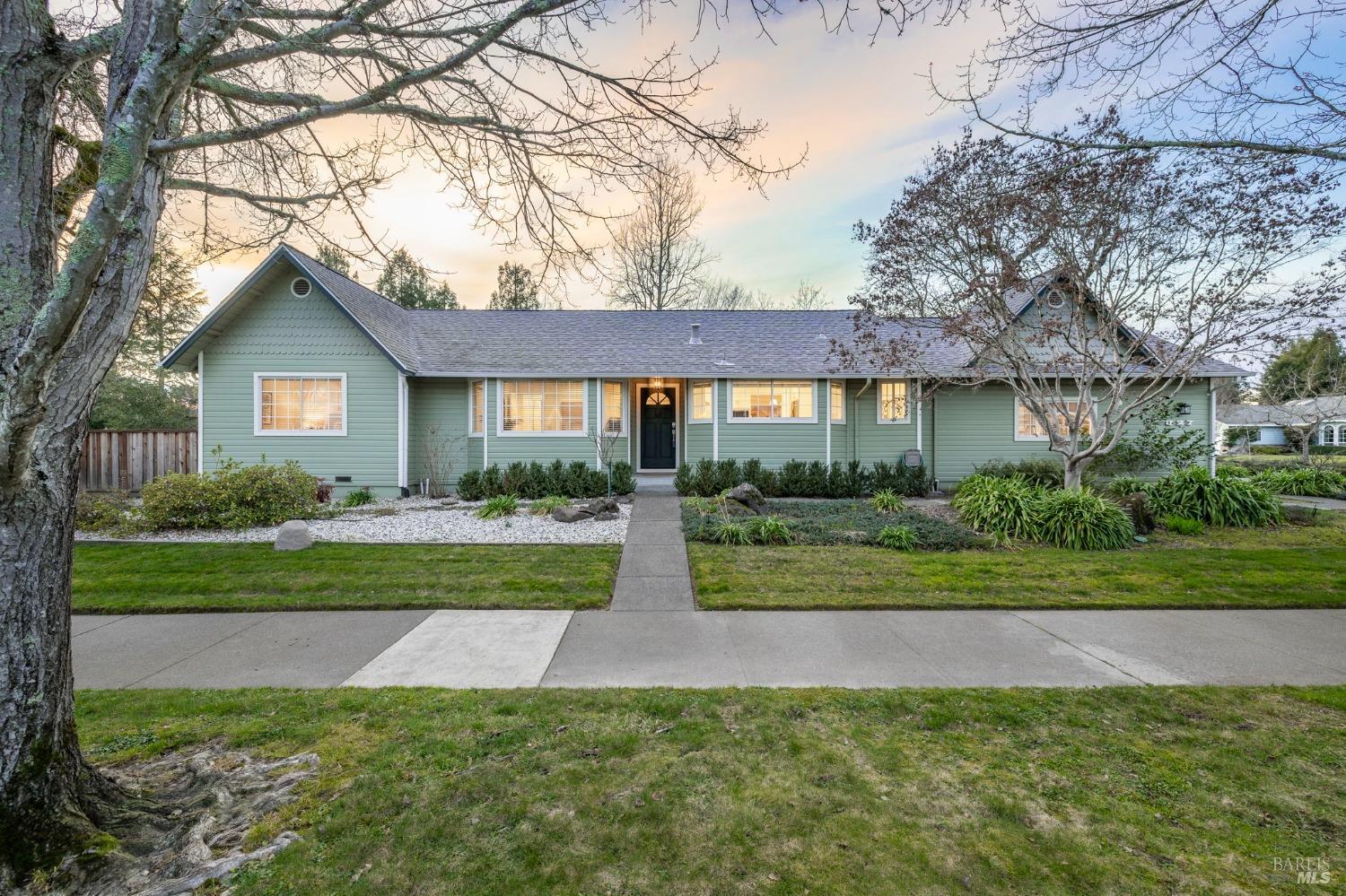327 Countryside Dr
