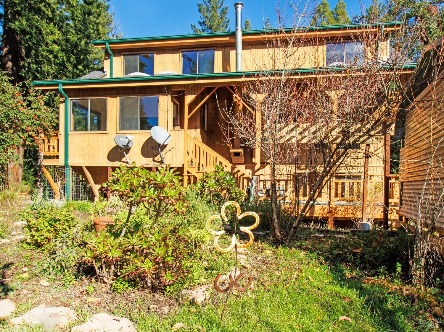 13975 Green Valley Rd